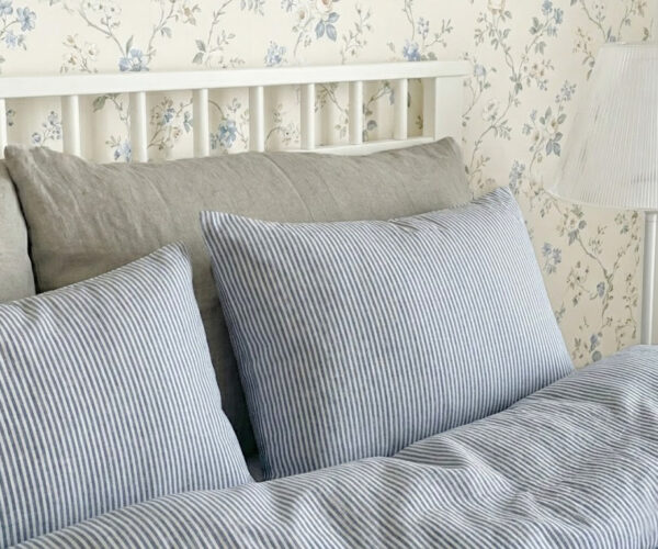 Sengetøj  i 100% hør – blåstribet “Silla”